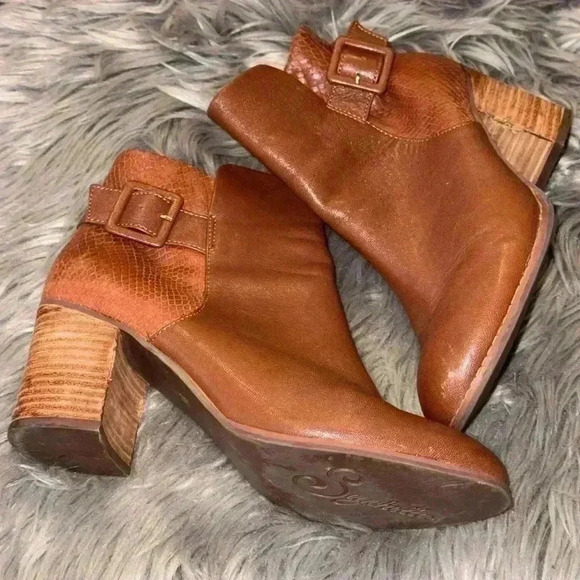 Anthropologie Seychelles Brown Side Zip Ankle Heel Bootie Size 8.5 - Picture 3 of 14